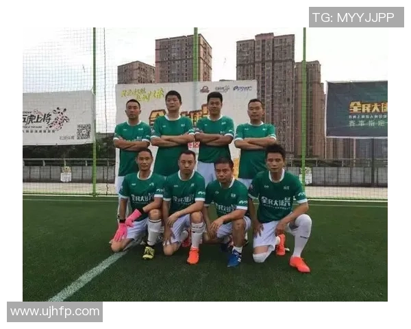 英超赛事速递：最新战况分析与精彩瞬间回顾，助你掌握足球动态